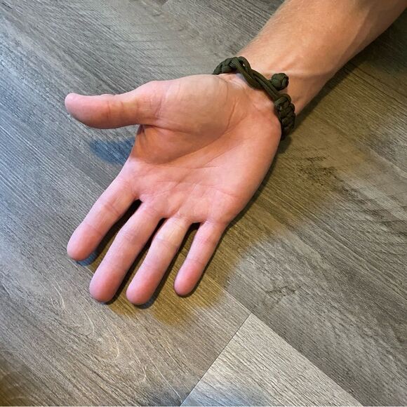 Cobra Paracord Bracelet NEW Unisex Olive Drab Green Adjustable Neutral - Picture 7 of 10